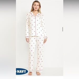 Red Bow NWT Pajama Set